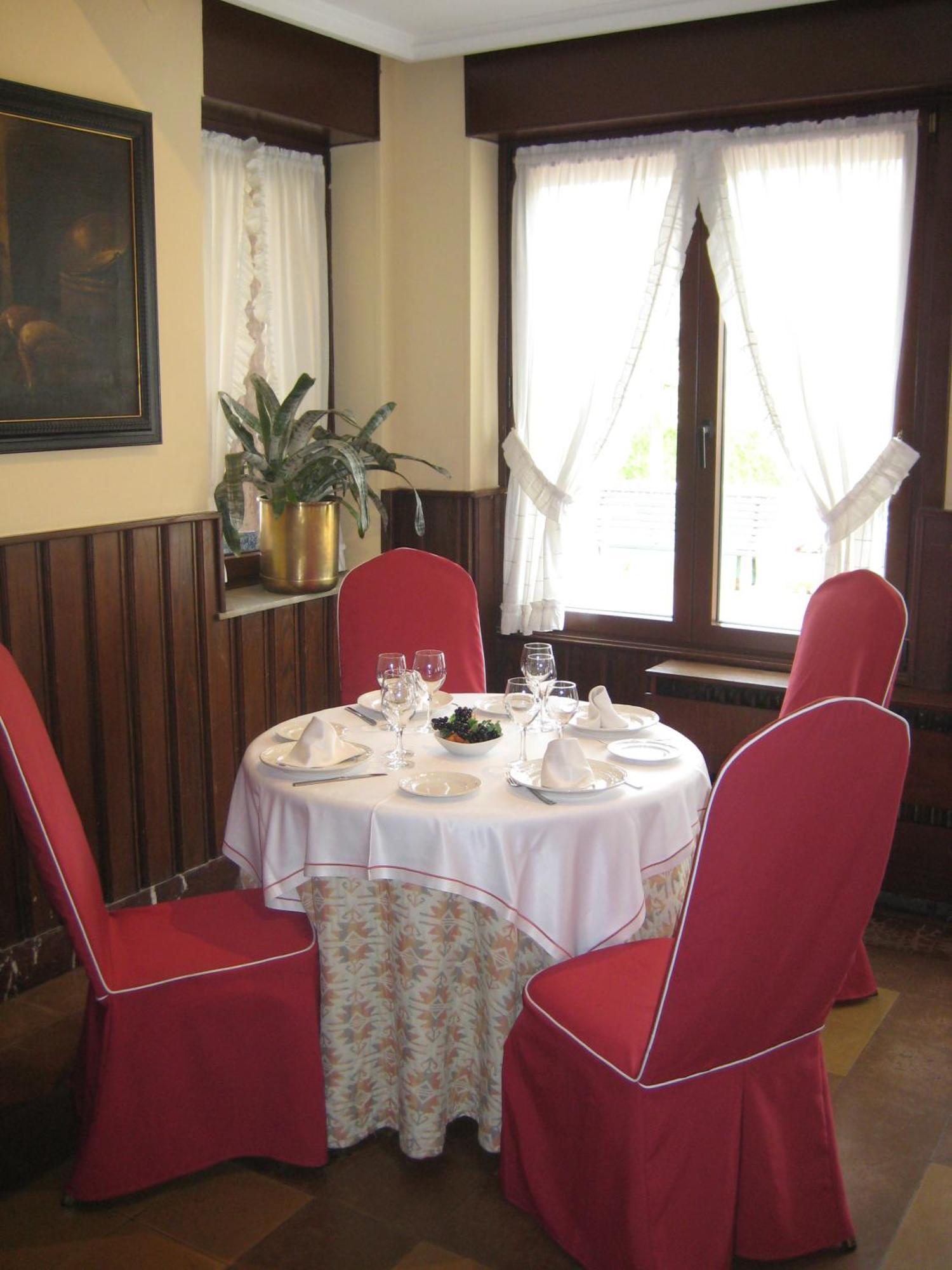 Gurutzeberri Hotell Oiartzun Exteriör bild