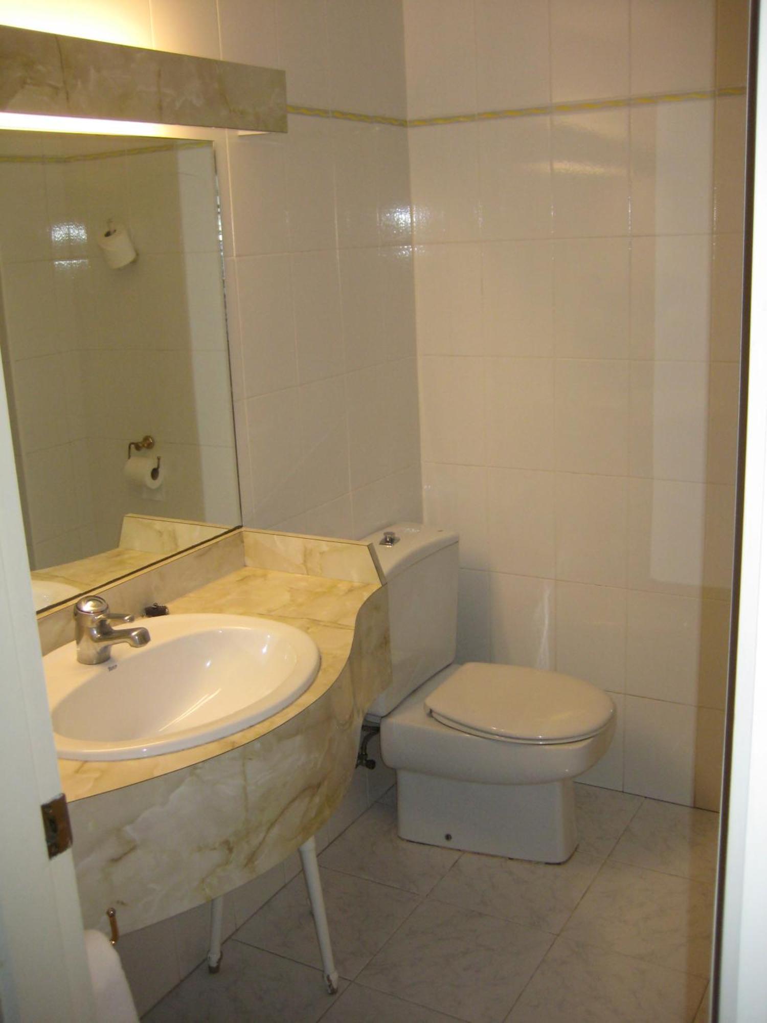 Gurutzeberri Hotell Oiartzun Exteriör bild